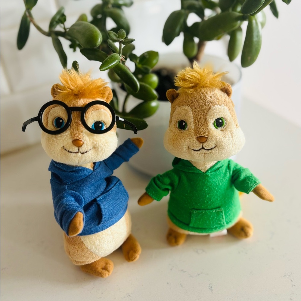 Vintage Ty Plush Chipmunks Pair, Simone & Theodore